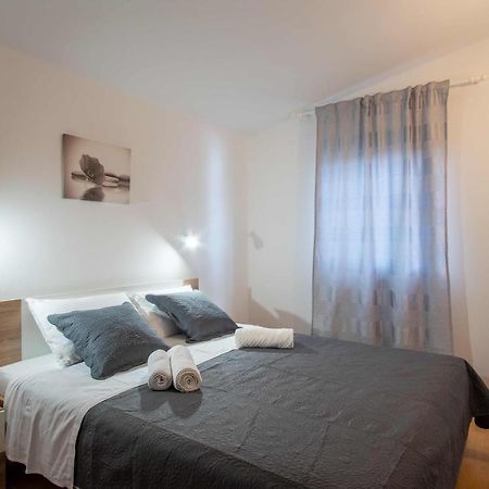 Ostaric Apartman Mandre Kültér fotó