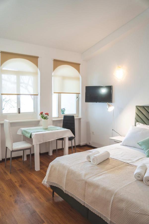 Ostaric Apartman Mandre Kültér fotó