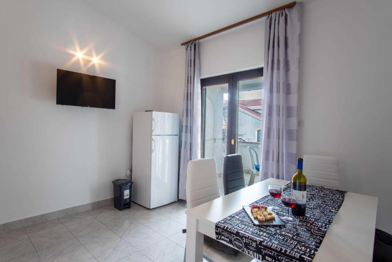 Ostaric Apartman Mandre Kültér fotó