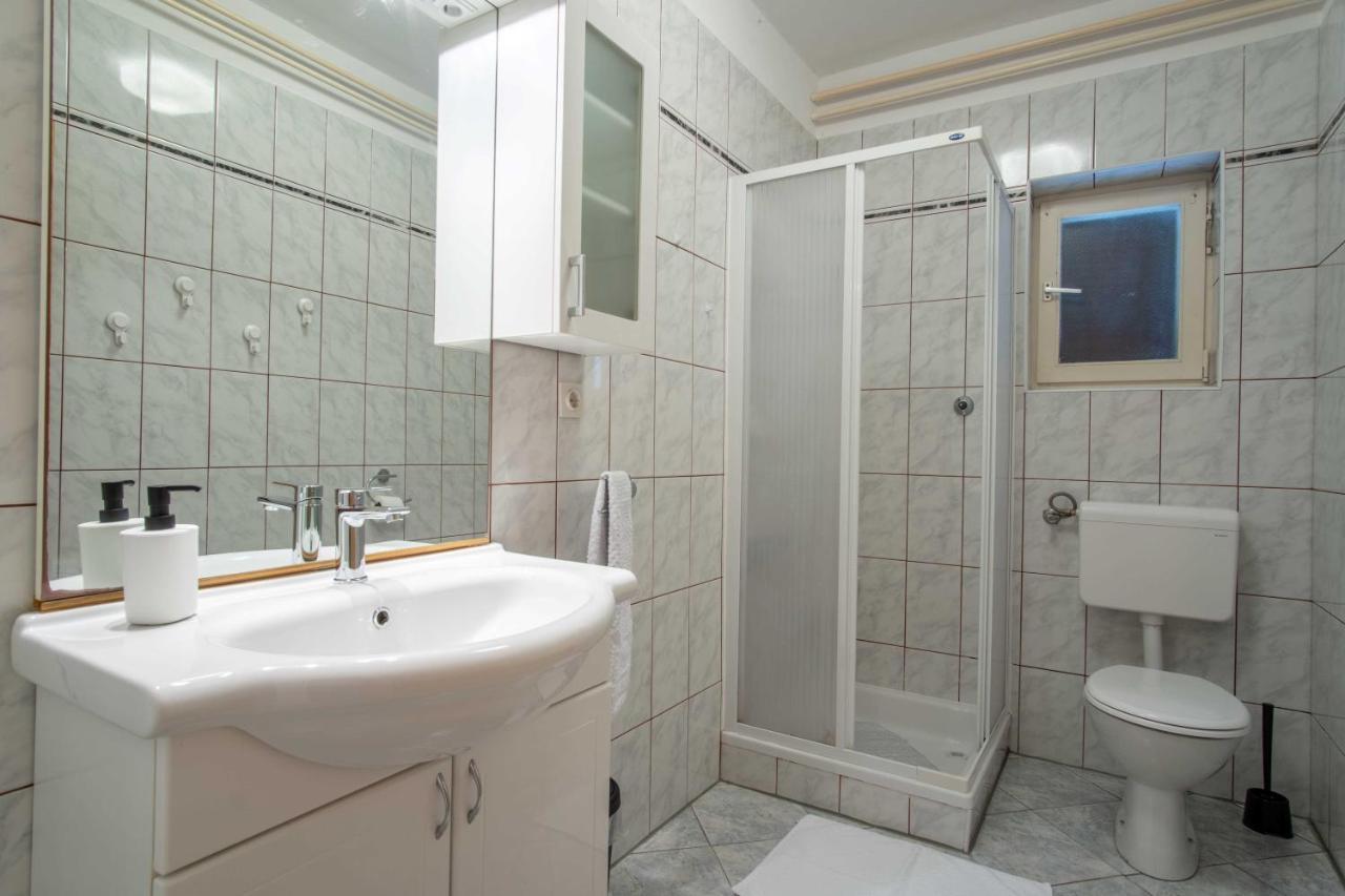 Ostaric Apartman Mandre Kültér fotó